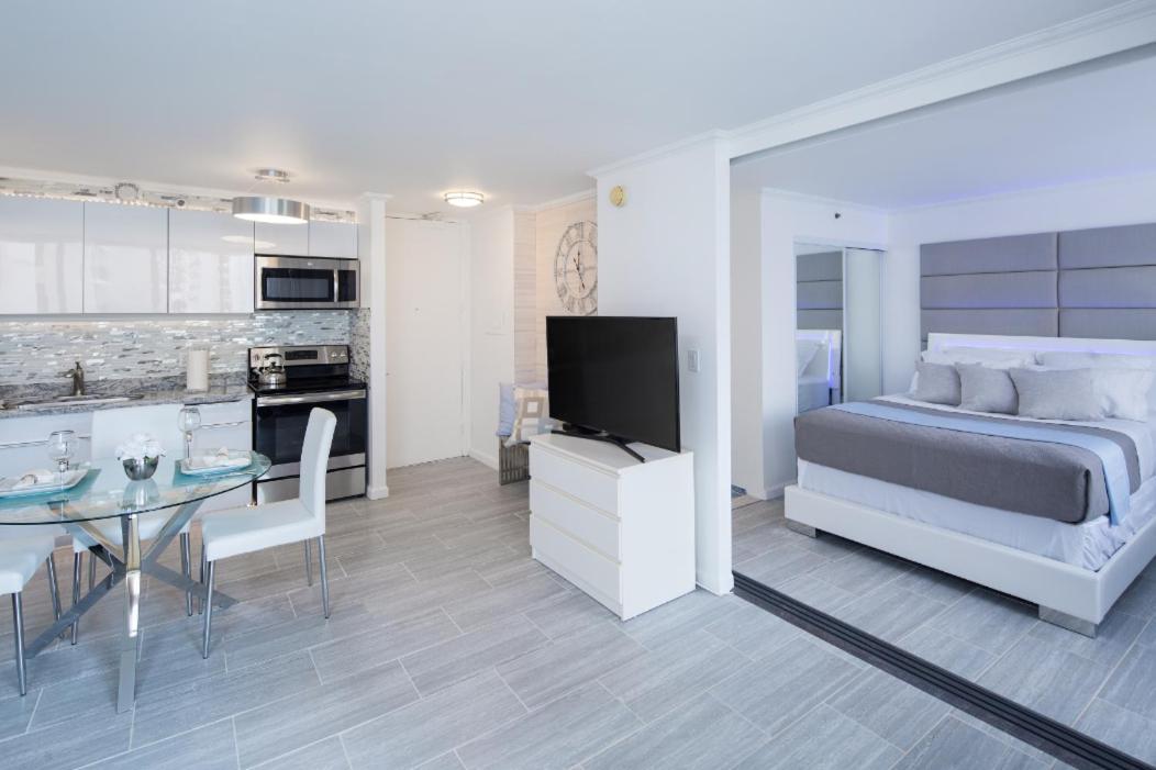 Waikiki Banyan Modern One Bedroom Free Parking Honolulu Exterior foto